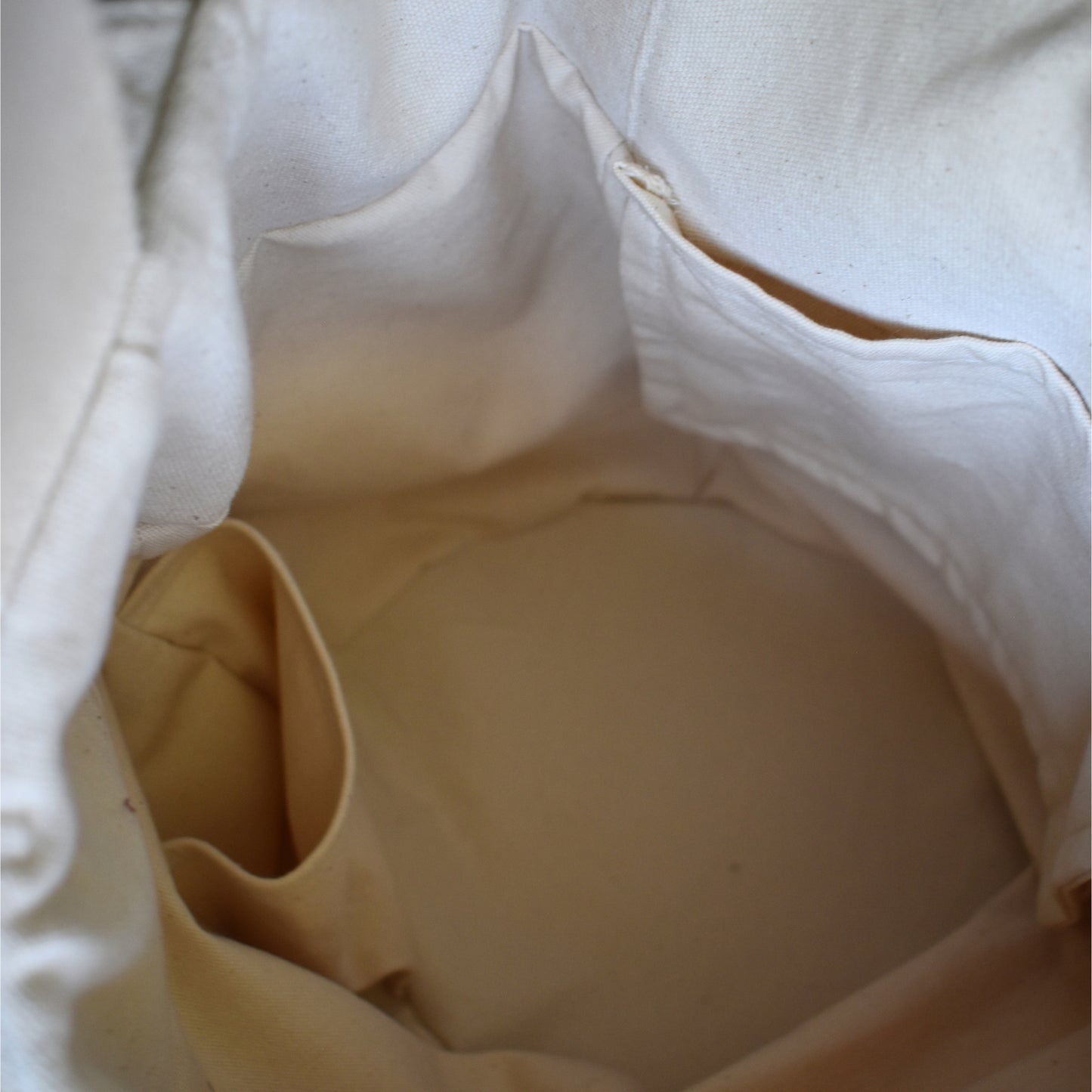 Ecru Egg bag