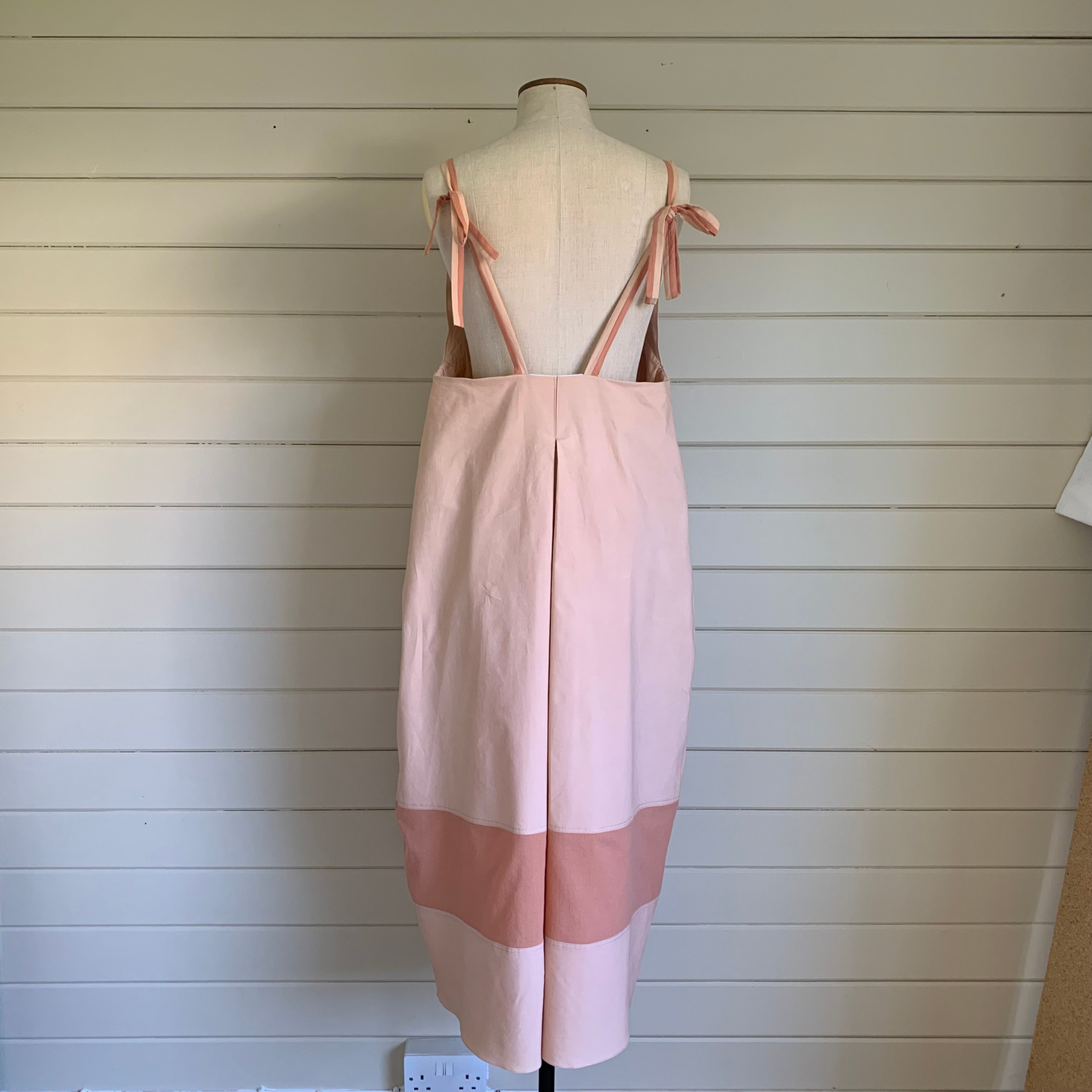 Eugenia avocado pink dress