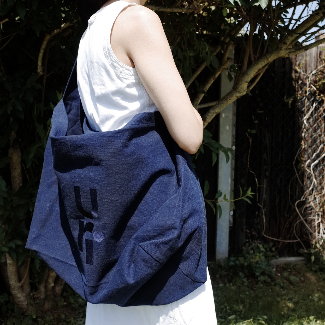 Uri. Oversized. Indigo. Tote bag.