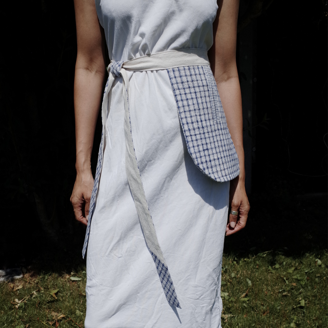 Makers Wrap. No.03. Small. Vintage Blue Handloom. Chinese Check.