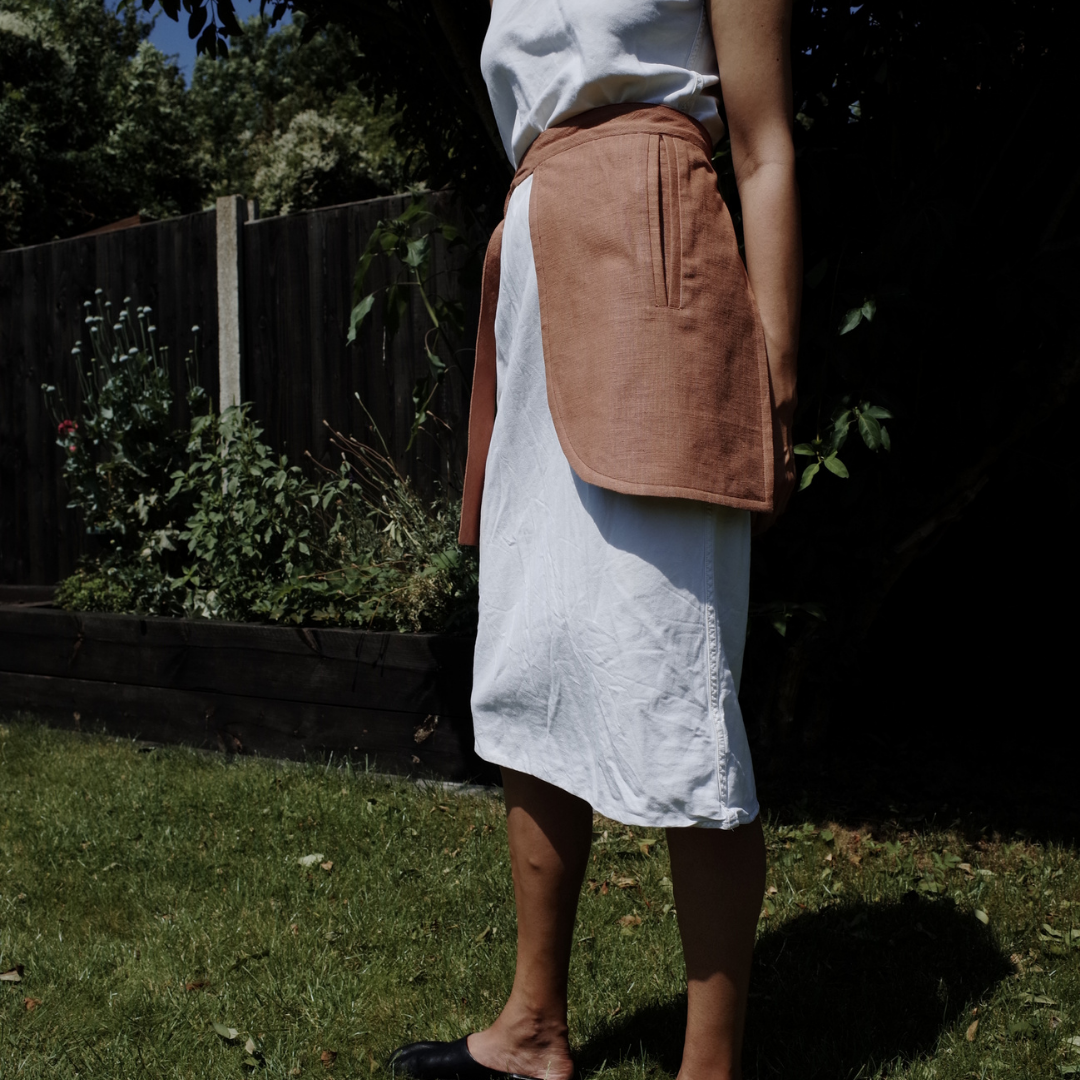 Makers Wrap. Large. Rust.